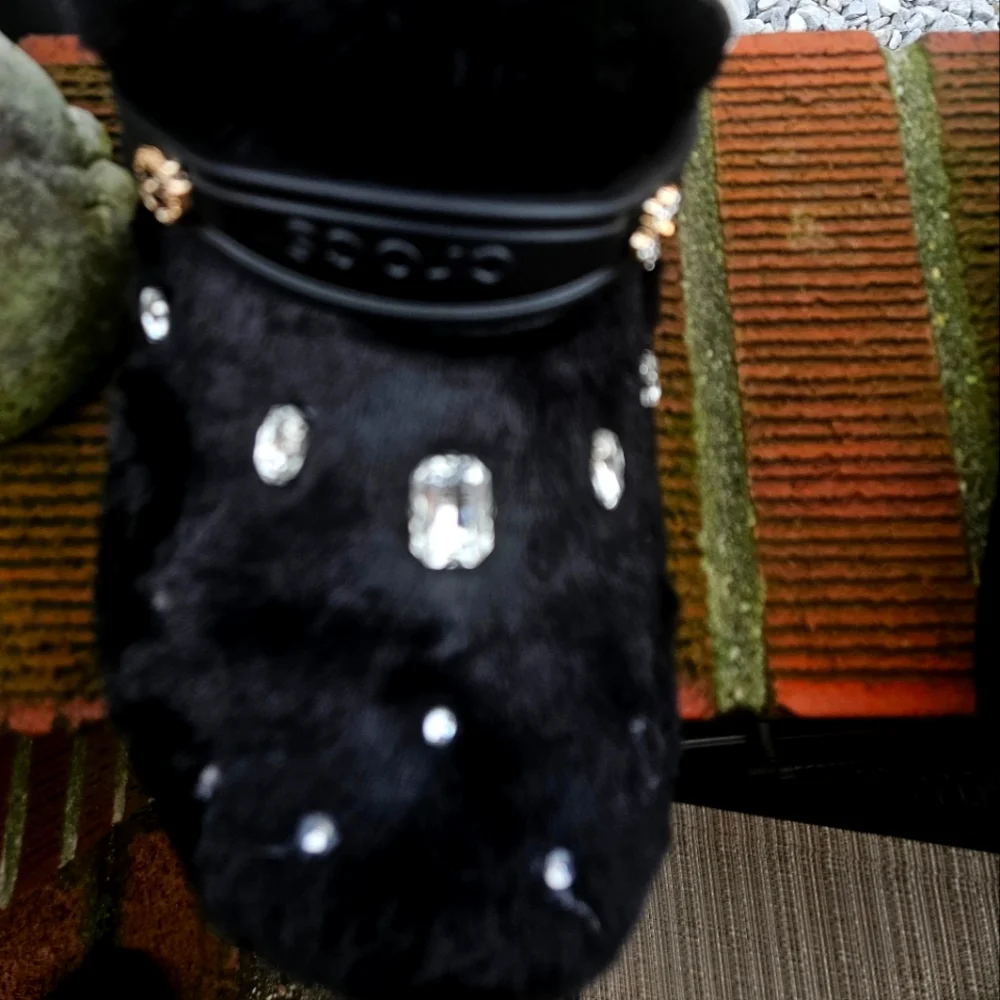 Custom crocs - Picture 1 of 3